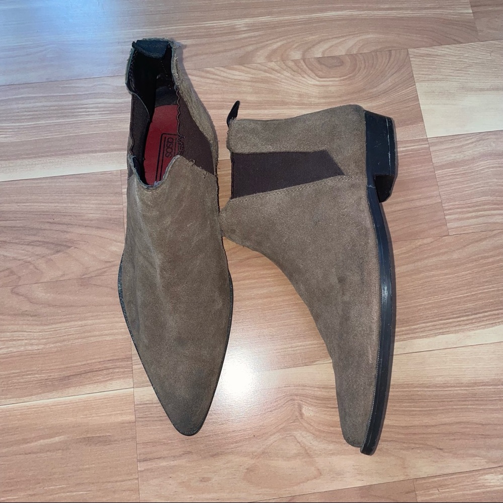 ASOS Pointed Chelsea Boots in Brown Suede size 7 - Picture 2 of 11